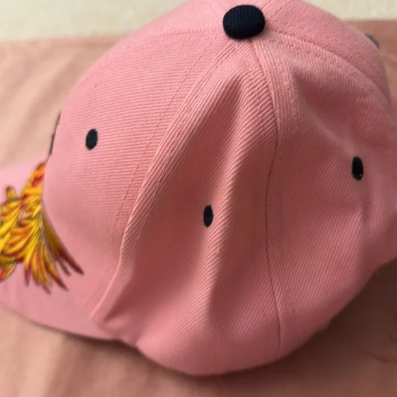 🐓Pink Embroidered Hat with Rooster Design - Picture 6 of 6